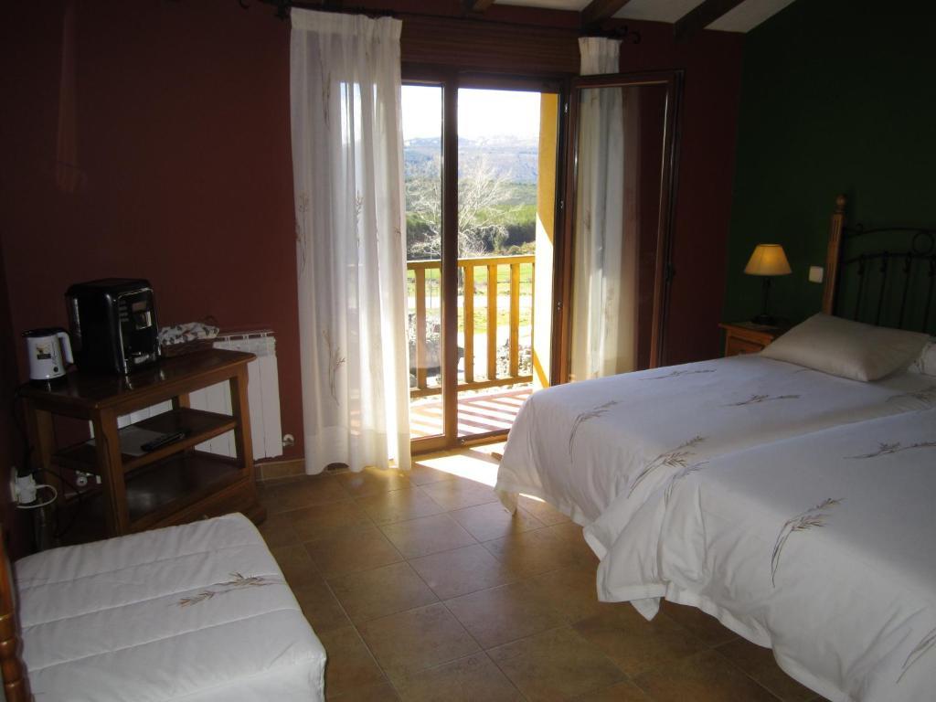 Hotel Rural La Dehesilla Barajas de Gredos ห้อง รูปภาพ