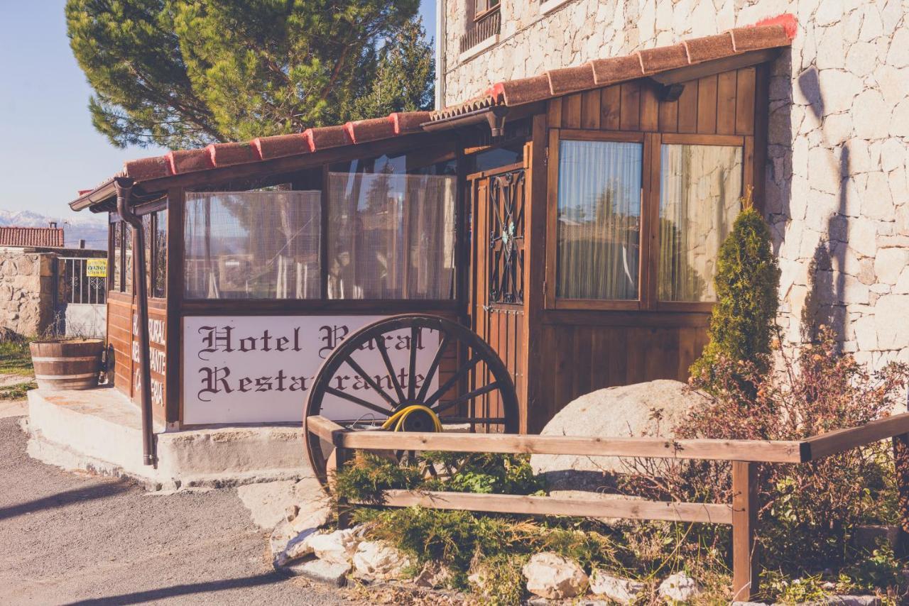 Hotel Rural La Dehesilla Barajas de Gredos ภายนอก รูปภาพ